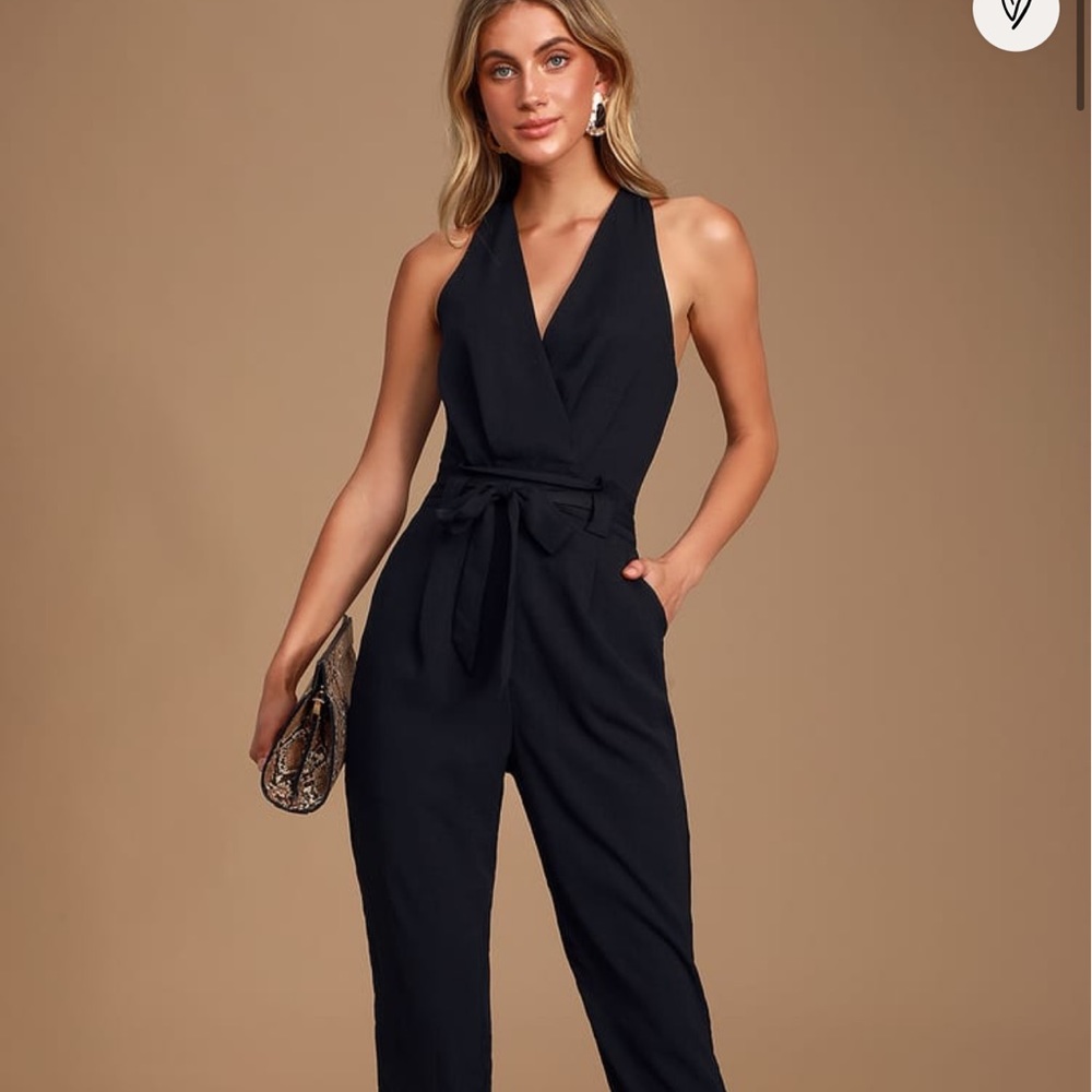 Lulus In the City Black Surplice Sleeveless Jumpsuit
Medium